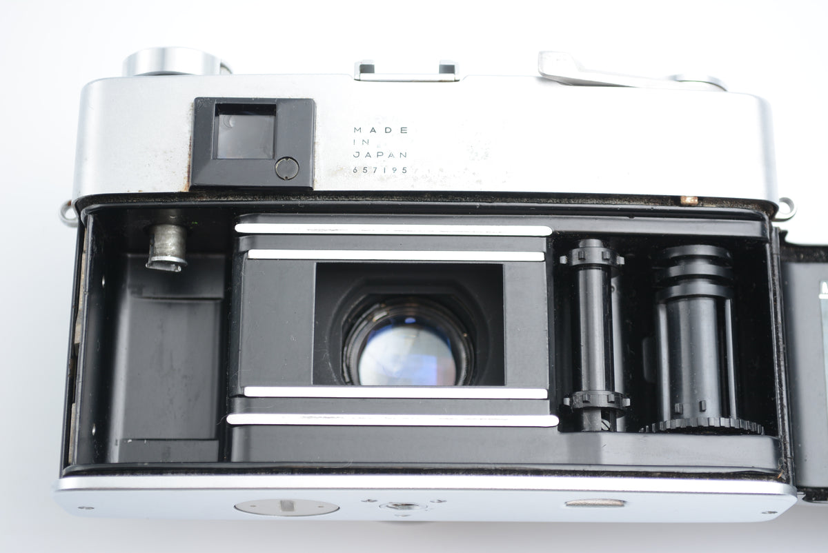 Konica Auto S with Konishiroku Hexanon 47mm F1.9