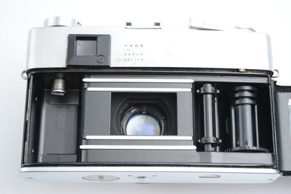 Konica Auto S with Konishiroku Hexanon 47mm F1.9