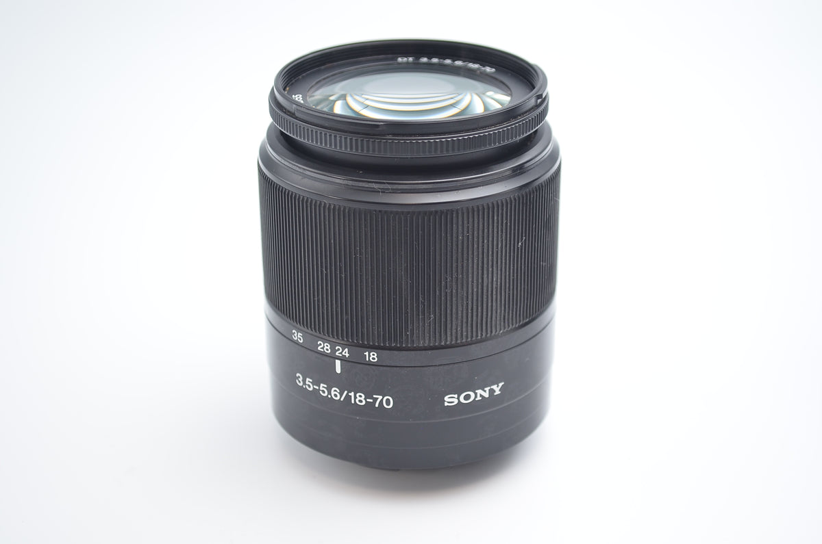 Sony SAL1870 DT 18-70mm F3.5-5.6
