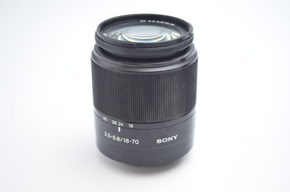 Sony SAL1870 DT 18-70mm F3.5-5.6