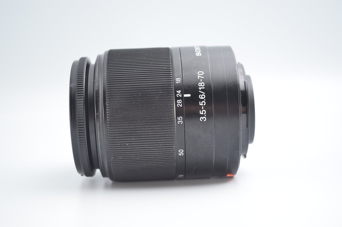 Sony SAL1870 DT 18-70mm F3.5-5.6