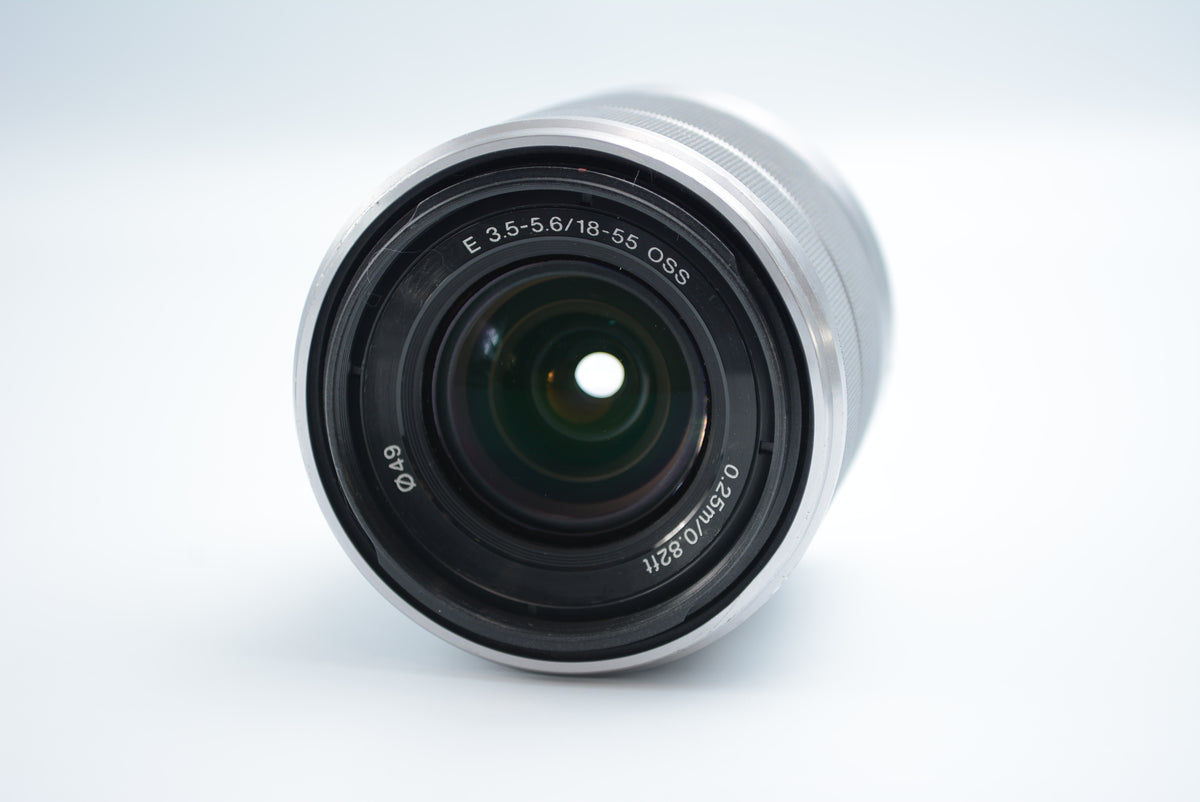 Sony SEL1855 E 18-55mm  F3.5-5.6 OSS Silver