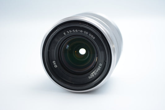 Sony SEL1855 E 18-55mm  F3.5-5.6 OSS Silver
