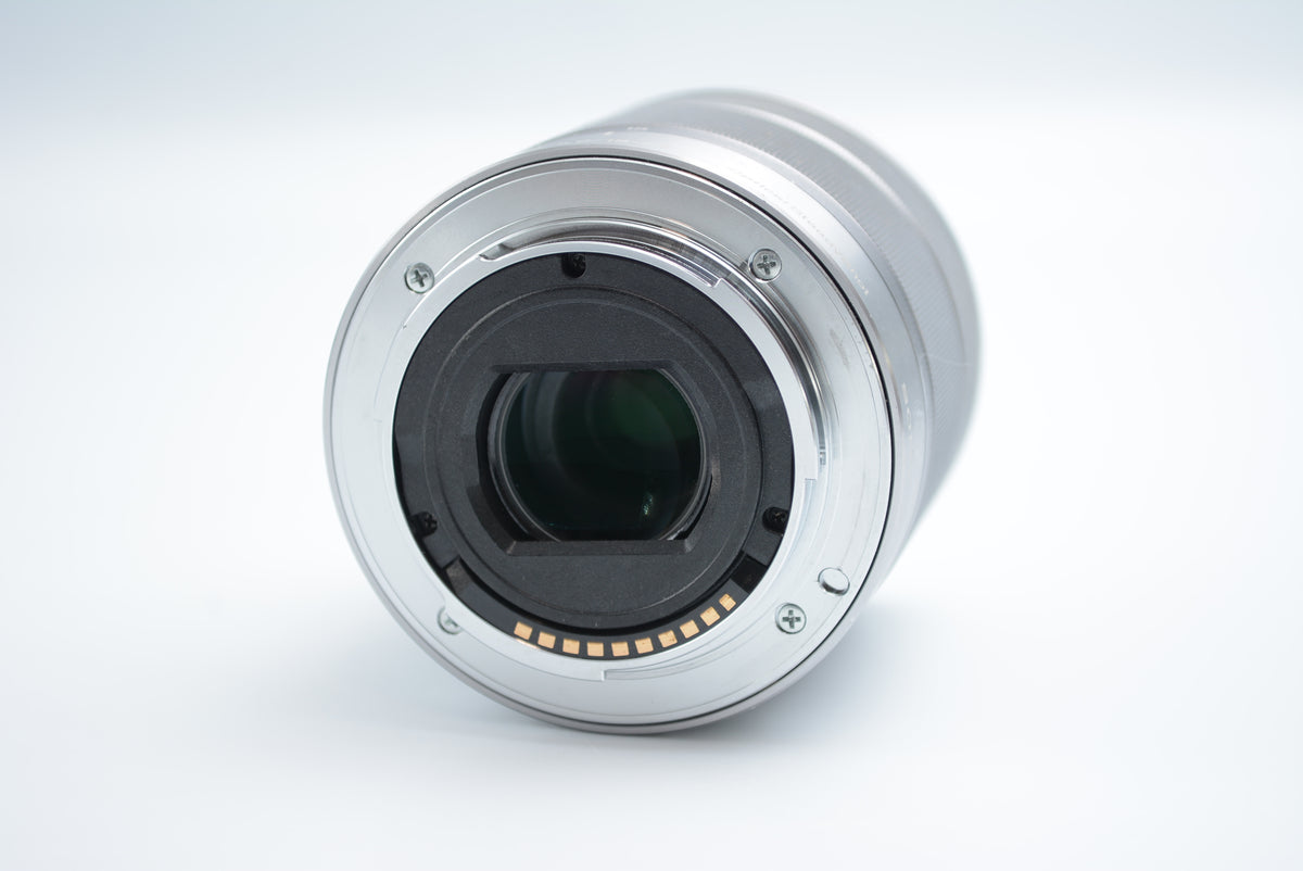 Sony SEL1855 E 18-55mm  F3.5-5.6 OSS Silver