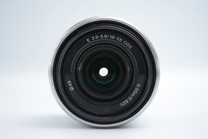 Sony SEL1855 E 18-55mm  F3.5-5.6 OSS Silver
