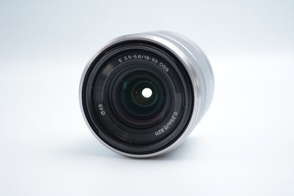 Sony SEL1855 E 18-55mm  F3.5-5.6 OSS Silver