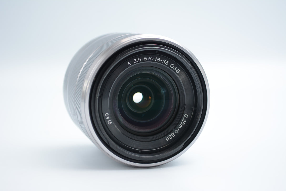 Sony SEL1855 E 18-55mm  F3.5-5.6 OSS Silver