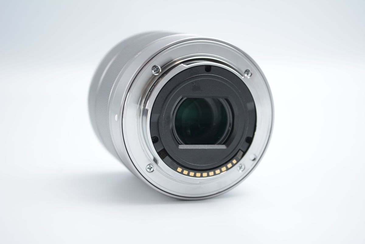 Sony SEL1855 E 18-55mm  F3.5-5.6 OSS Silver
