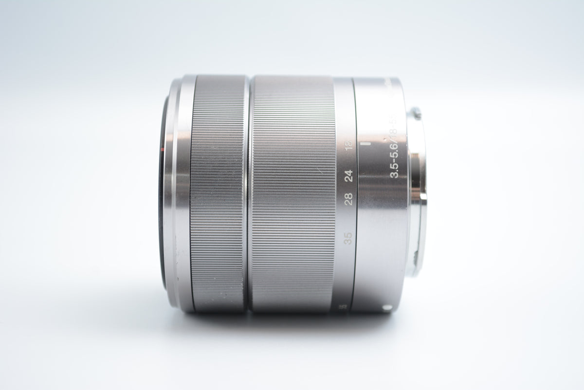 Sony SEL1855 E 18-55mm  F3.5-5.6 OSS Silver