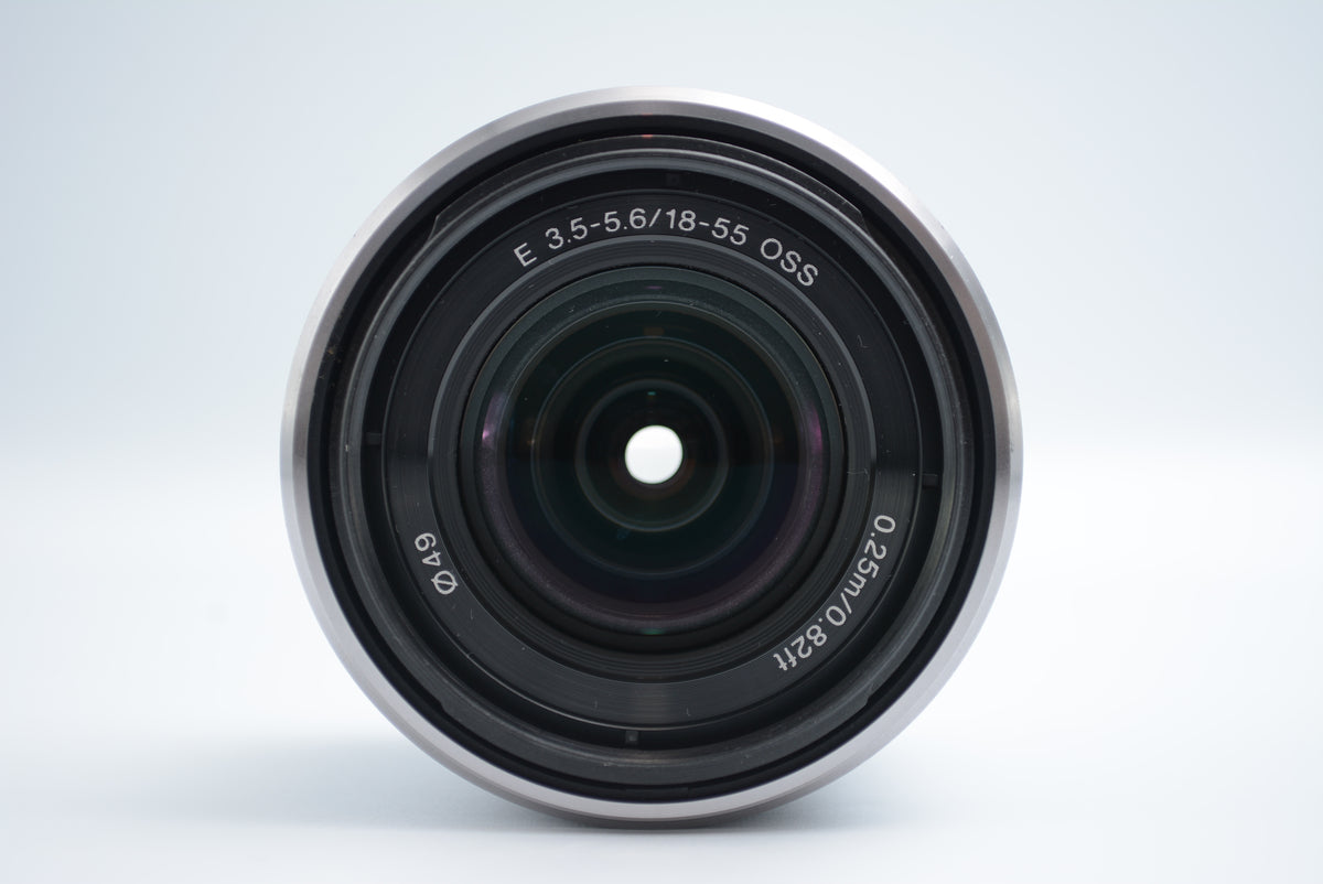 Sony SEL1855 E 18-55mm  F3.5-5.6 OSS Silver