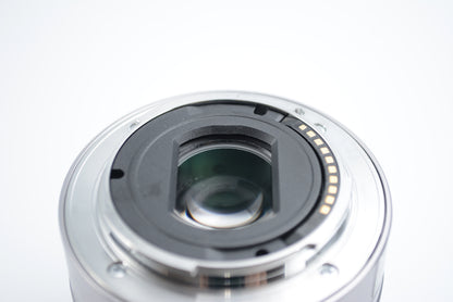 Sony SEL1855 E 18-55mm  F3.5-5.6 OSS Silver