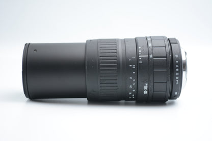 Sigma AF Zoom 100-300mm F4.5-6.7 UC for Pentax K