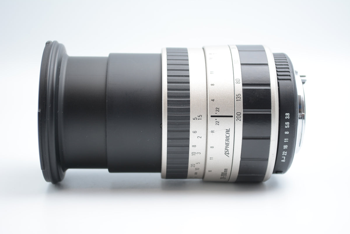 Sigma AF Zoom 28-200mm F3.8-5.6 UC Silver for Pentax K