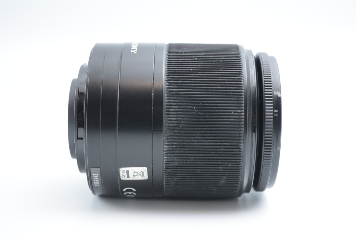 Sony SAL1870 DT 18-70mm F3.5-5.6