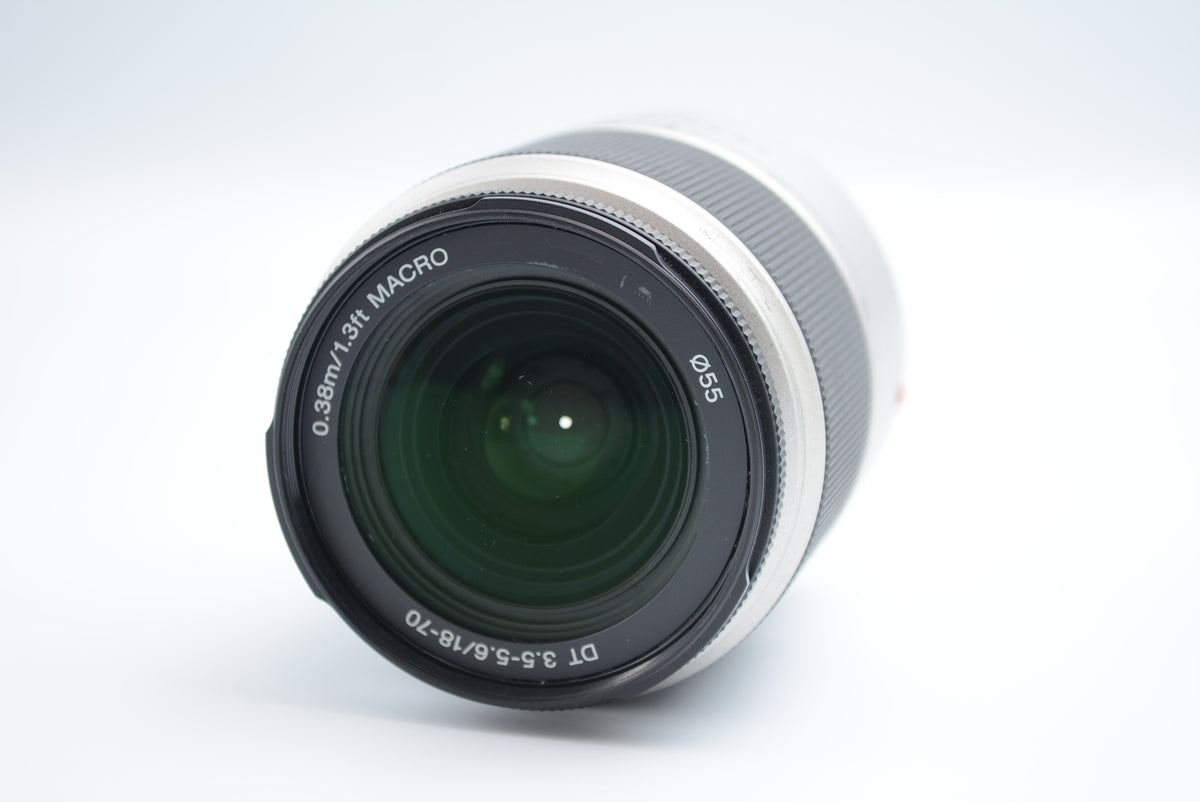 Sony SAL1870 DT 18-70mm F3.5-5.6 Silky gold