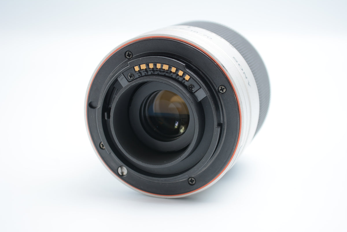 Sony SAL1870 DT 18-70mm F3.5-5.6 Silky gold