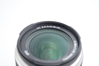 Sony SAL1870 DT 18-70mm F3.5-5.6 Silky gold