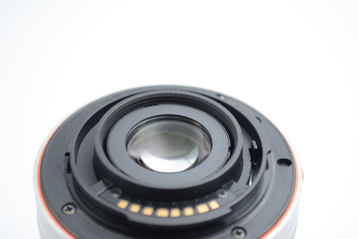 Sony SAL1870 DT 18-70mm F3.5-5.6 Silky gold