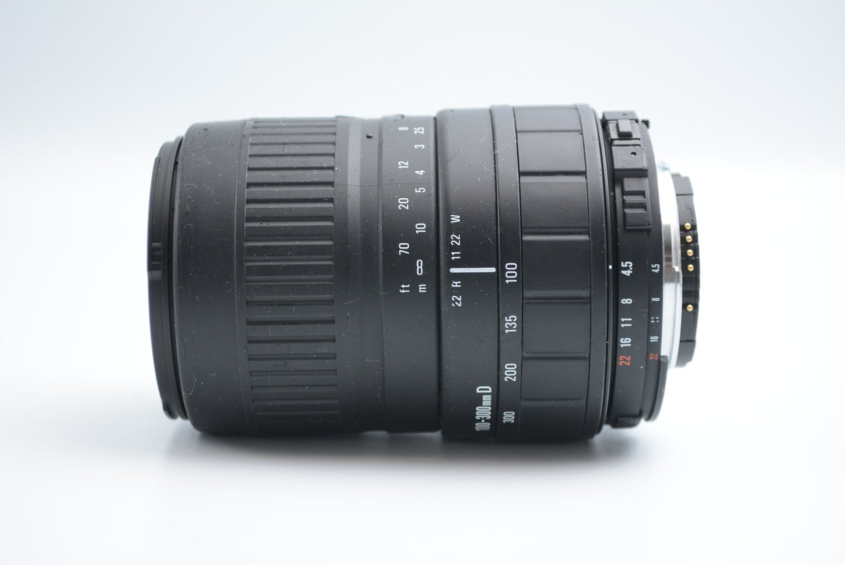 Sigma AF Zoom 100-300mm F4.5-6.7 UC for Nikon F