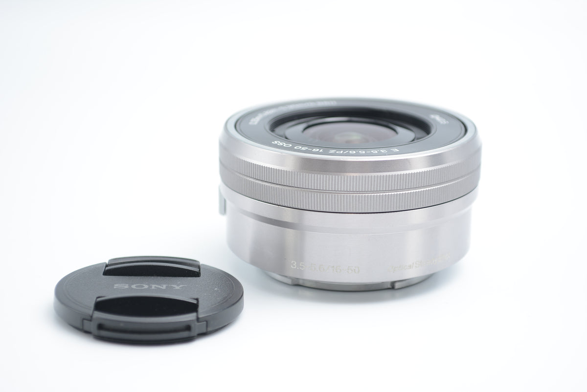 Sony SELP1650 E PZ 16-50mm F3.5-5.6 OSS Silver