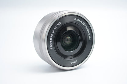 Sony SELP1650 E PZ 16-50mm F3.5-5.6 OSS Silver