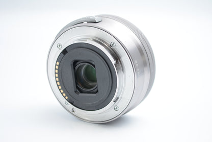 Sony SELP1650 E PZ 16-50mm F3.5-5.6 OSS Silver