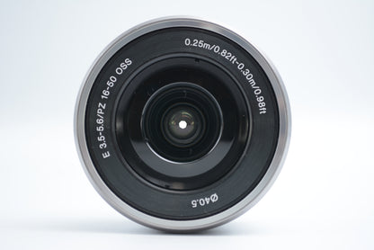 Sony SELP1650 E PZ 16-50mm F3.5-5.6 OSS Silver