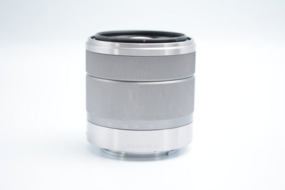 Sony SEL1855 18-55mm F3.5-5.6 OSS Silver