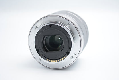 Sony SEL1855 18-55mm F3.5-5.6 OSS Silver