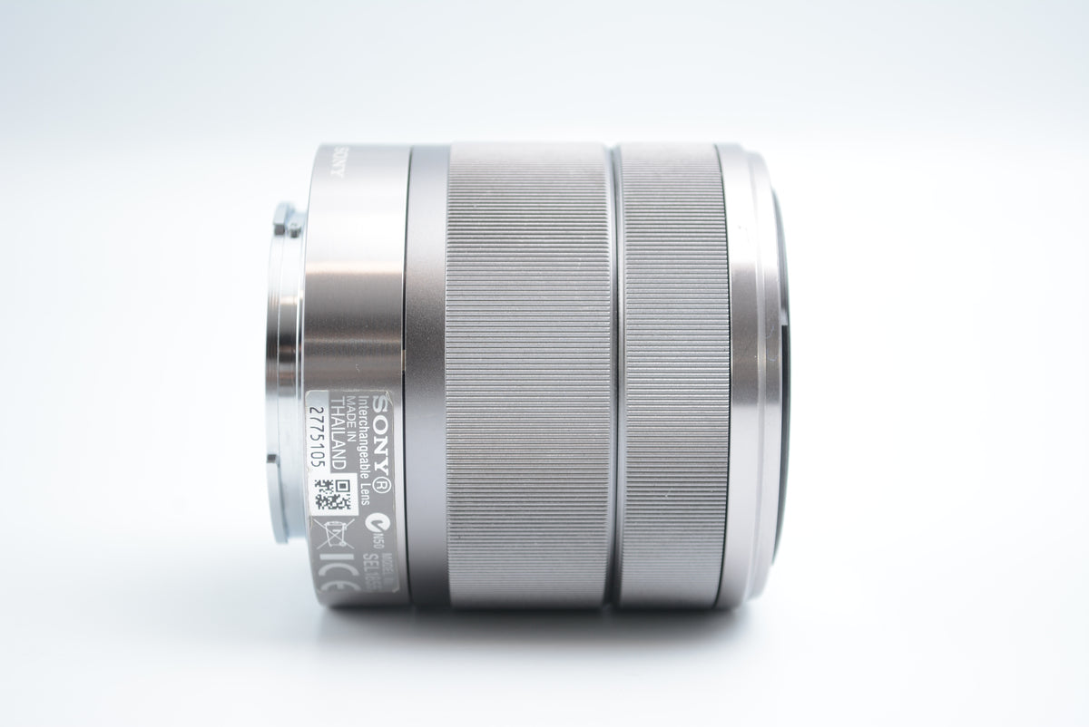 Sony SEL1855 18-55mm F3.5-5.6 OSS Silver