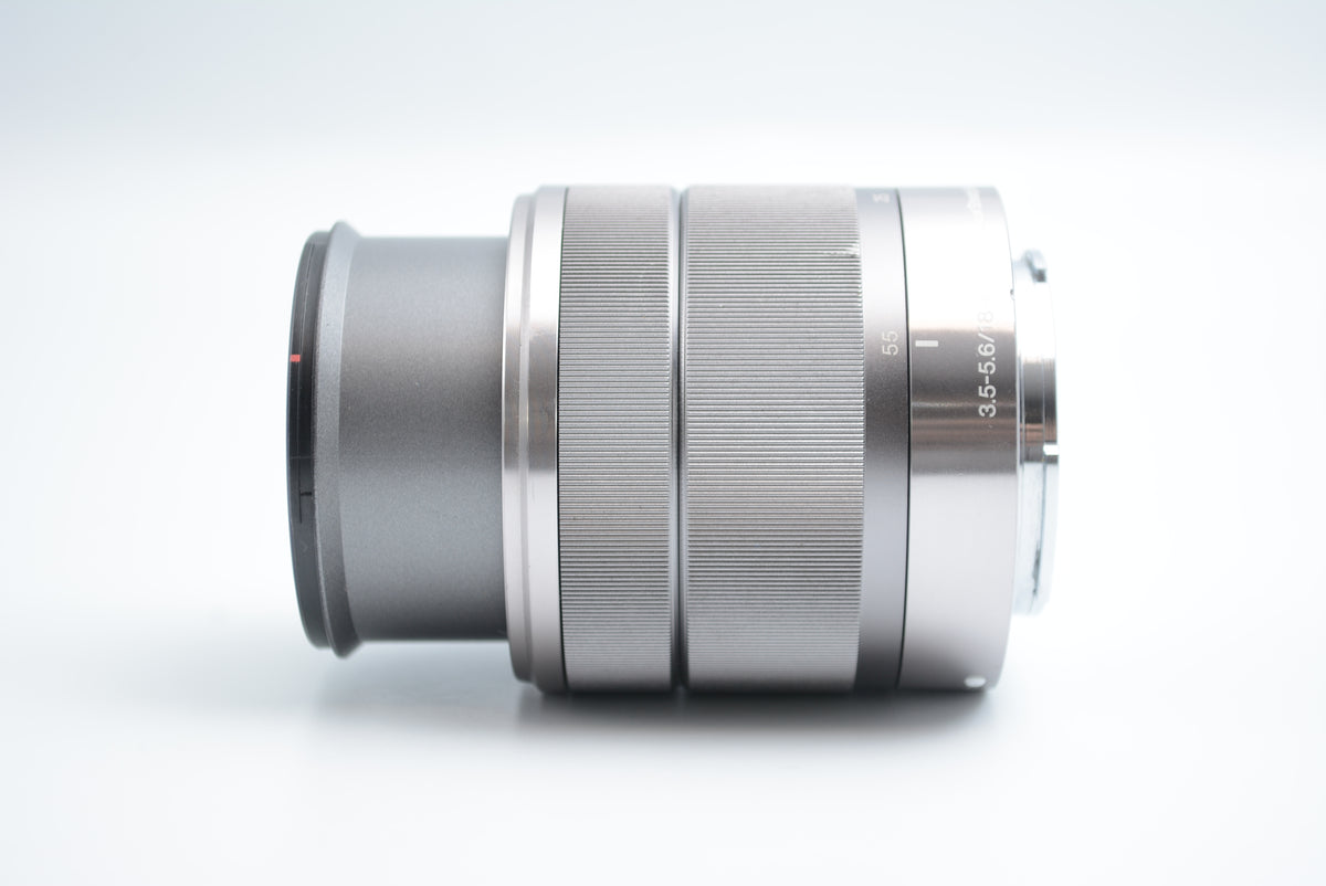 Sony SEL1855 18-55mm F3.5-5.6 OSS Silver