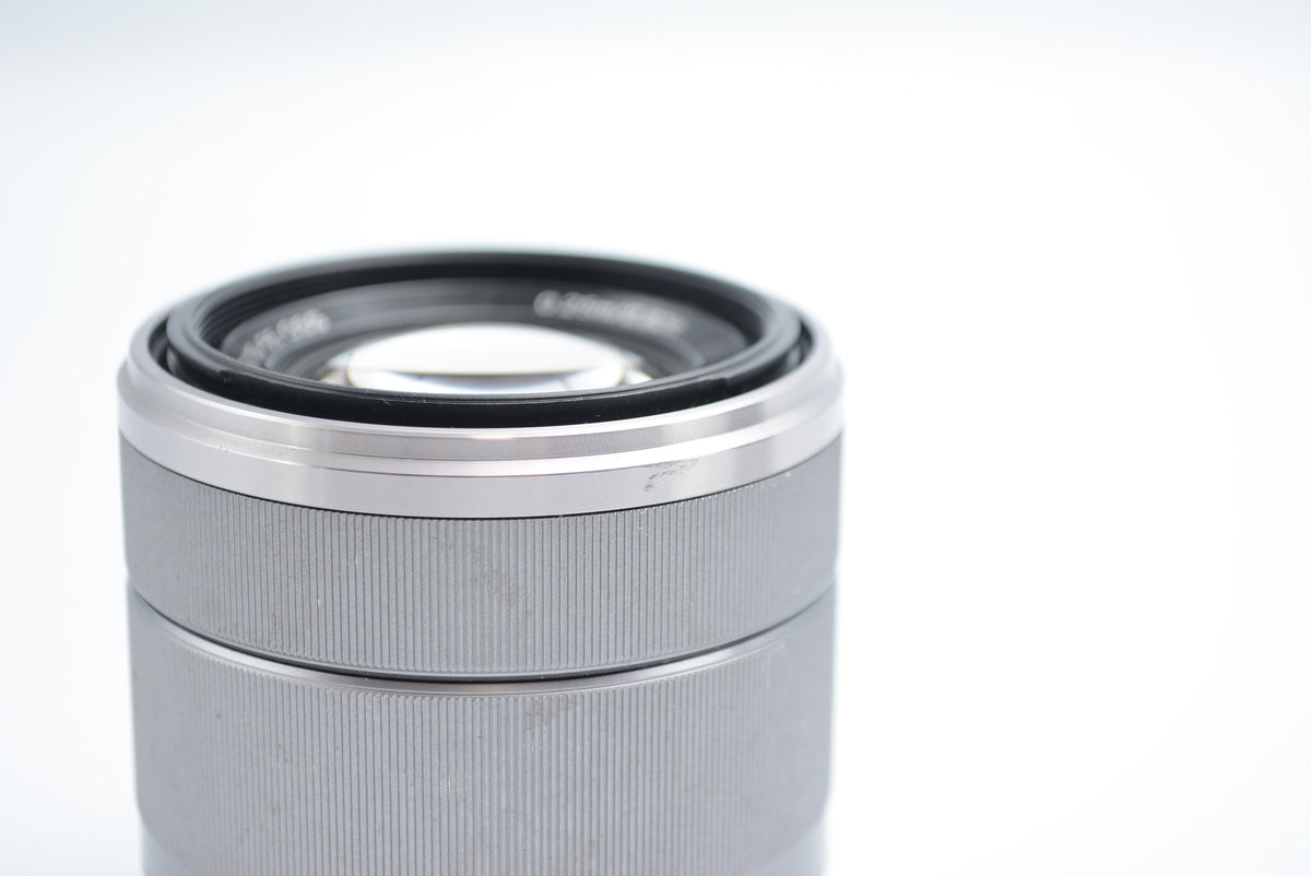 Sony SEL1855 18-55mm F3.5-5.6 OSS Silver