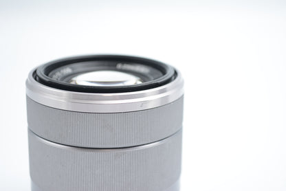 Sony SEL1855 18-55mm F3.5-5.6 OSS Silver
