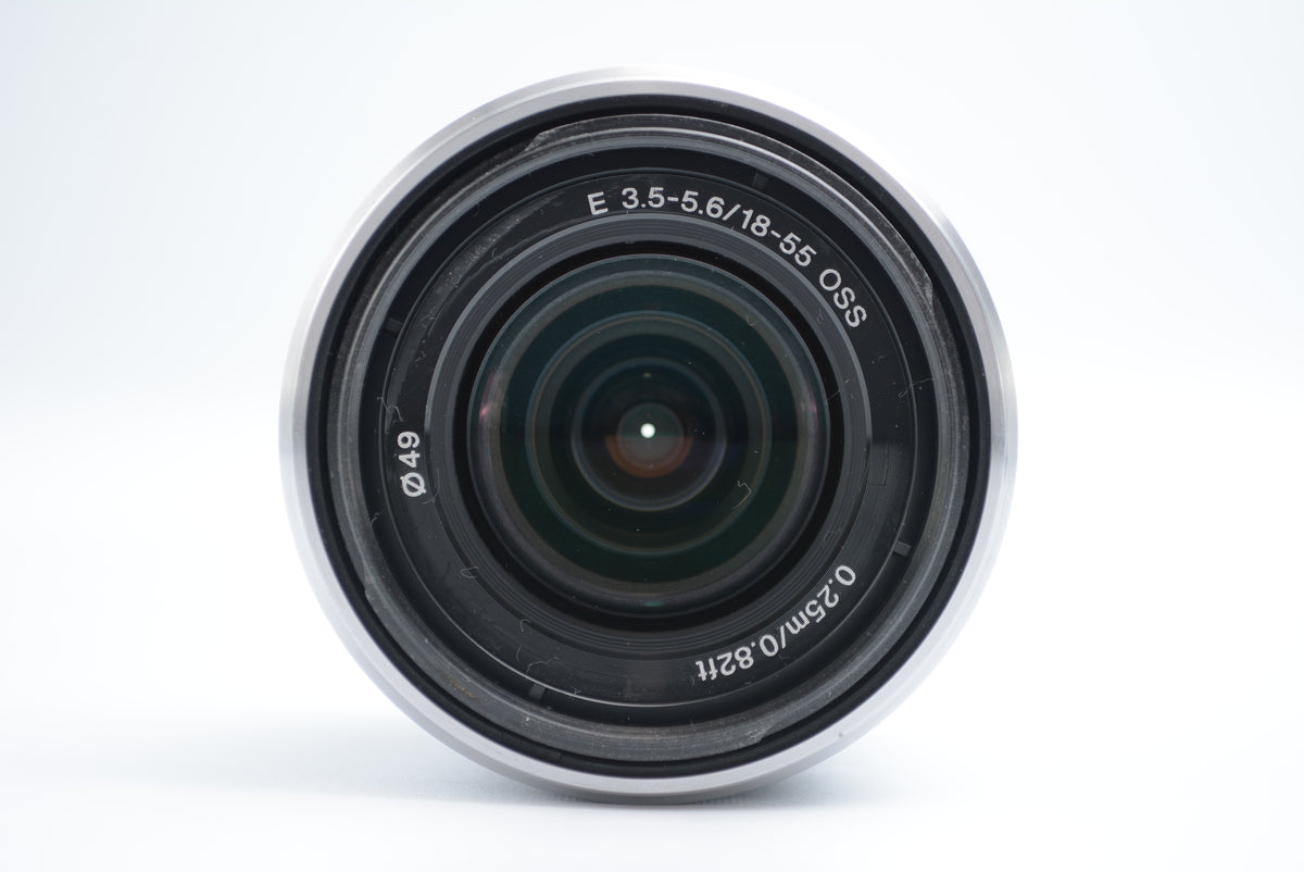 Sony SEL1855 18-55mm  F3.5-5.6 OSS Silver