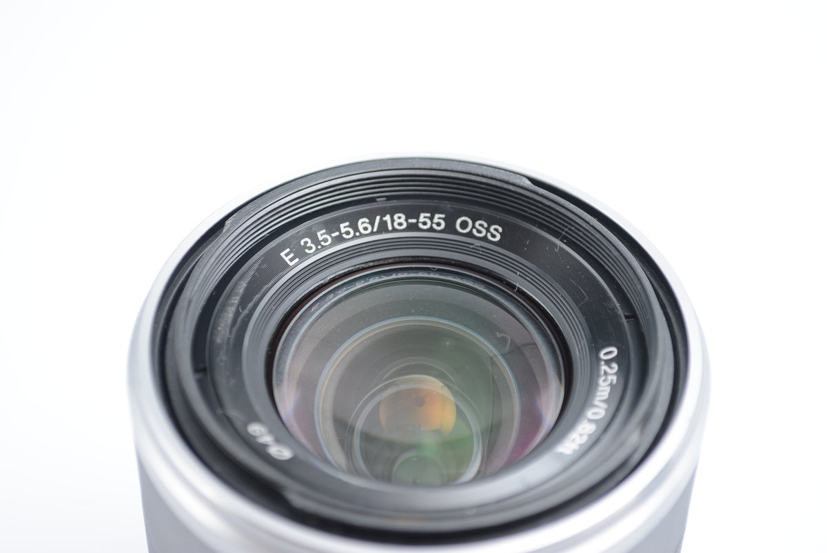 Sony SEL1855 18-55mm  F3.5-5.6 OSS Silver