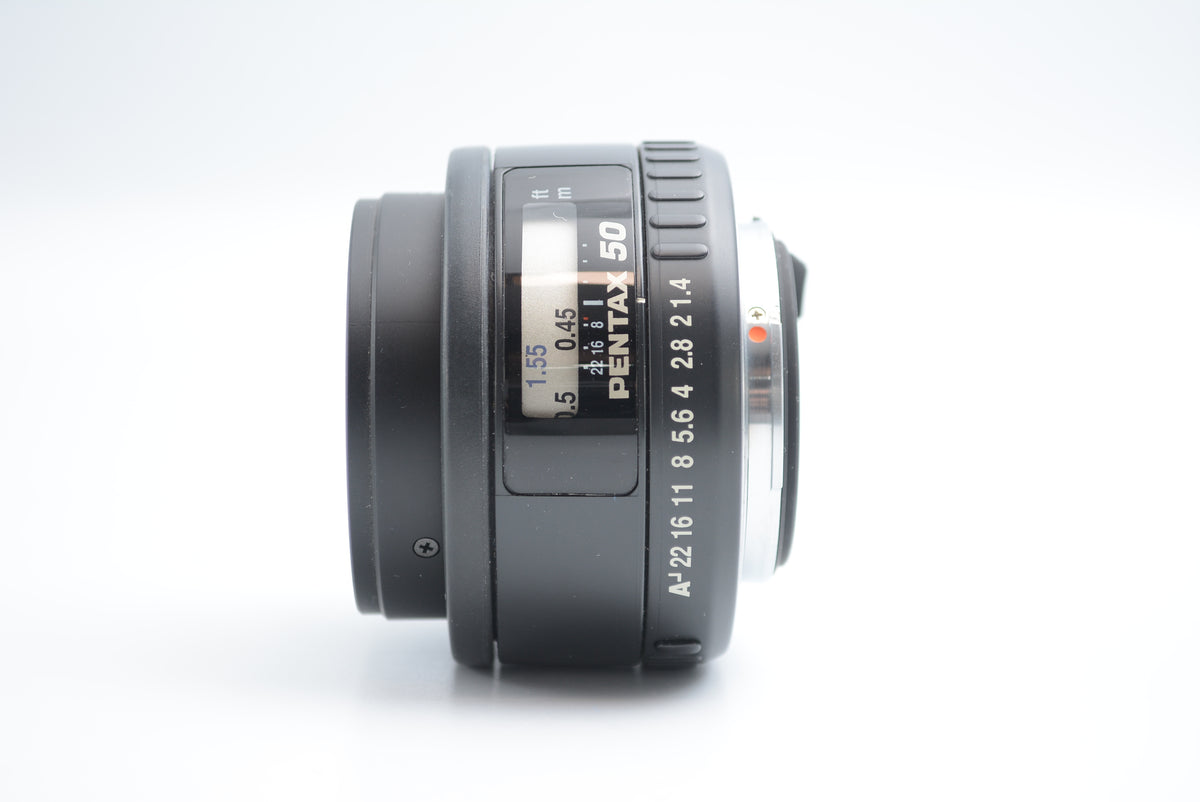 Pentax SMC Pentax-FA 50mm F1.4
