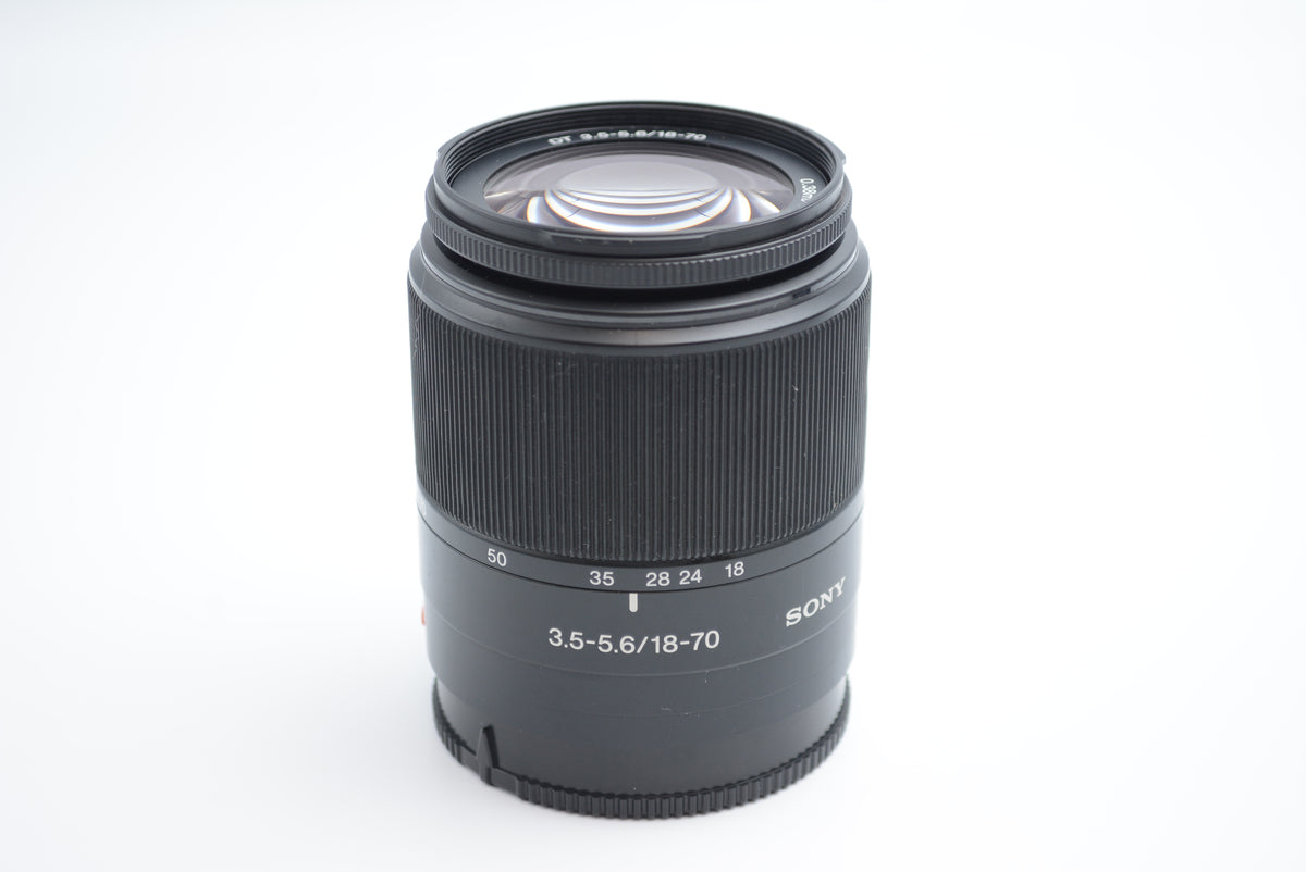 Sony SAL1870 DT 18-70mm F3.5-5.6