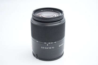 Sony SAL1870 DT 18-70mm F3.5-5.6