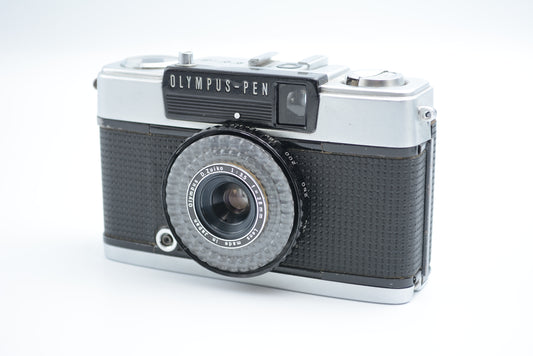 Olympus Pen EE-3 with D.Zuiko 28mm F3.5