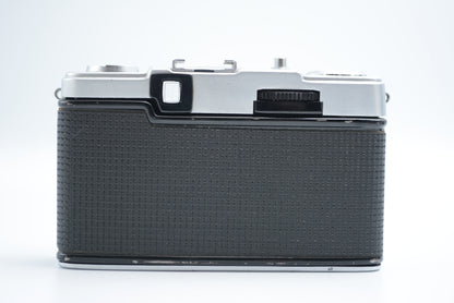 Olympus Pen EE-3 with D.Zuiko 28mm F3.5